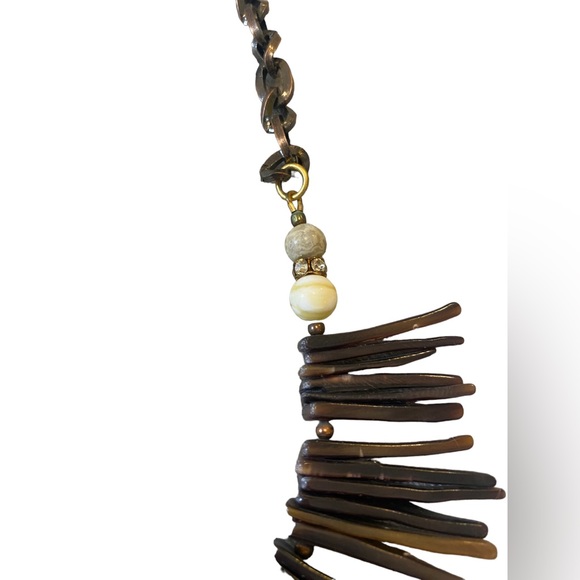 Ginger 13 Hawaii Necklace - Picture 3 of 4